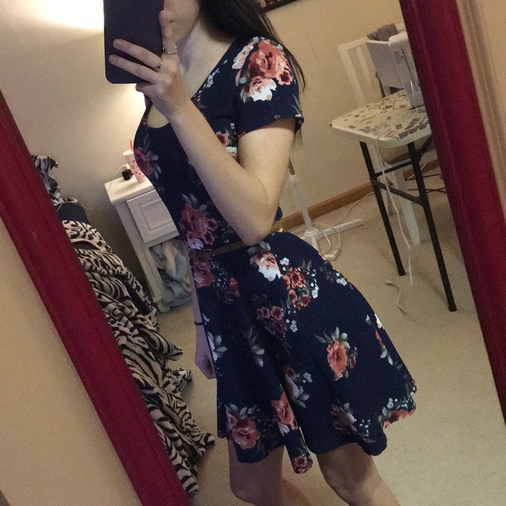 FLORAL DRESS